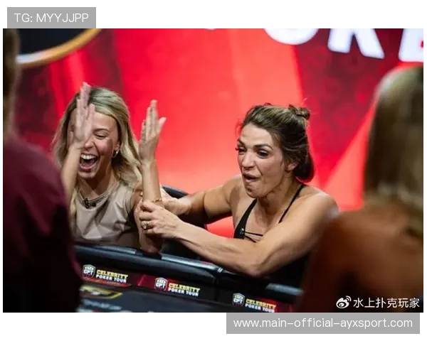 UFC 选手被锁喉昏倒